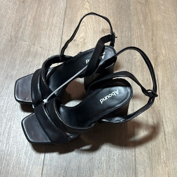 NEW! Nordstrom Abound Tracy Black Platform Sandals - Size 7 - Picture 7 of 11